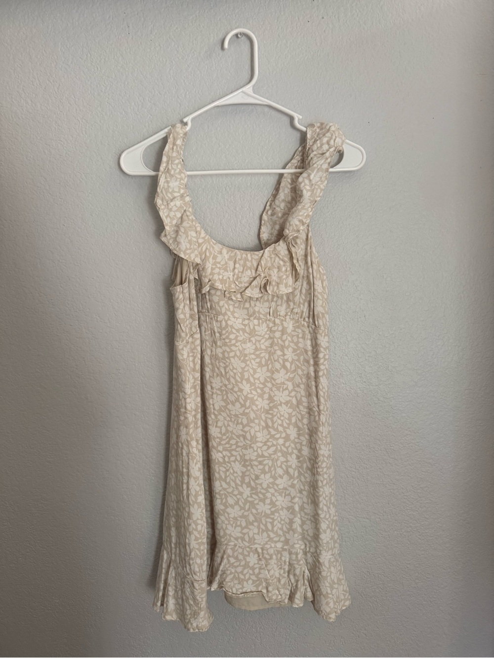 Abercrombie & Fitch Cream Floral Ruffle Mini Dress